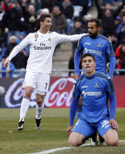 «Реал» забил семь мячей в ворота «Хетафе», Роналду оформил хет-трик