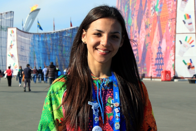 что делают волонтеры на олимпийских играх. Смотреть фото что делают волонтеры на олимпийских играх. Смотреть картинку что делают волонтеры на олимпийских играх. Картинка про что делают волонтеры на олимпийских играх. Фото что делают волонтеры на олимпийских играх