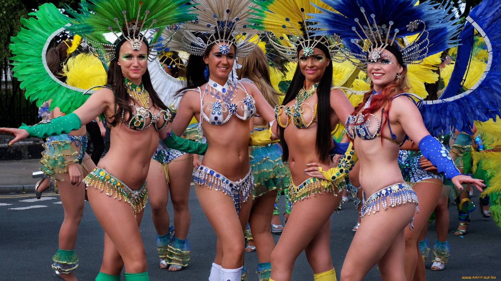 Бразилия карнавал женщины