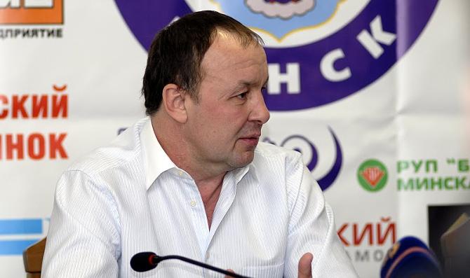 Лучший тренер ОЧБ последних лет Михаил Захаров может покинуть наш чемпионат.