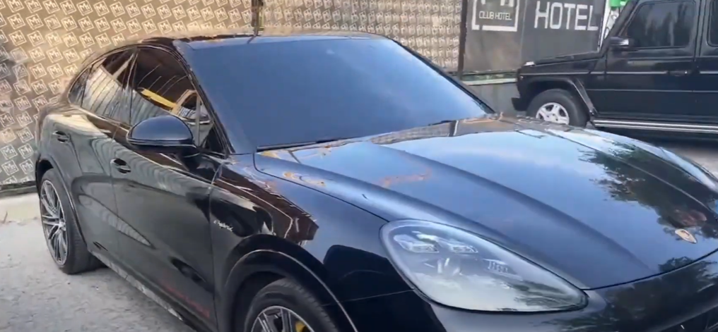 Evelone купил себе Porsche за 16 млн рублей - Стримеры и Twitch - Cyber ...