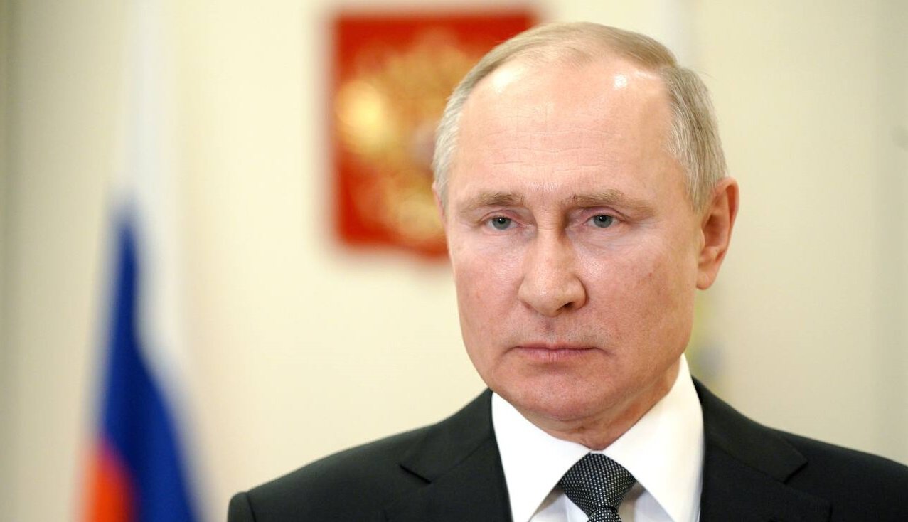 Путин мастер геополитики, он защищает права России. Для аргентинцев он не диктатор, у нас его считают умным. Защитник Пари НН Масоэро о президенте Р