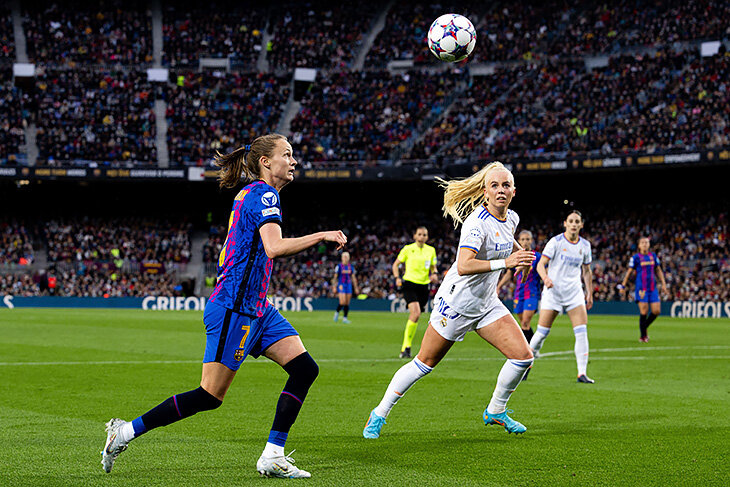 91 553 зрителя – новый рекорд женского футбола! Переполненный «Камп Ноу» на класико «Барсы» и «Реала» в 1/4 ЛЧ 