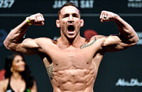 Чарльз Оливейра, Майкл Чендлер, Чендлер - Оливейра, UFC 262