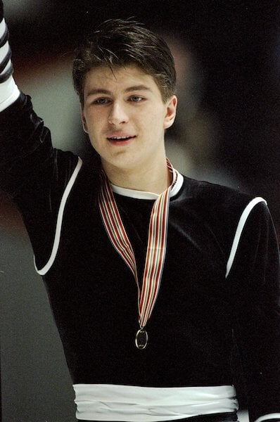Плющенко уверен, что проиграл Олимпиаду Ягудину из-за колдуна. Он загипнотизировал Евгения от бортика – и это привело к падению