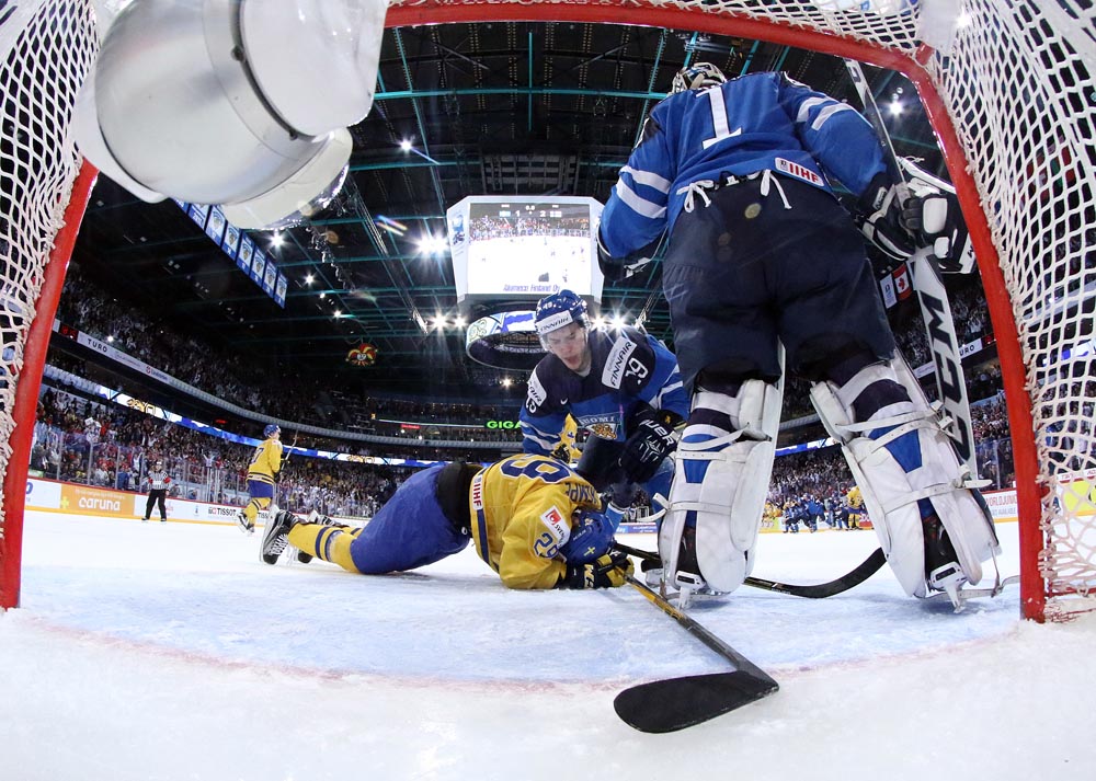 Швеция сша молодежка. Молодёжная сборная швеции по хоккею молодёжка. Мчм 2021 по хоккею сборная швеции. Молодежная сборная швеции по хоккею 2020. Шведские хоккеисты.