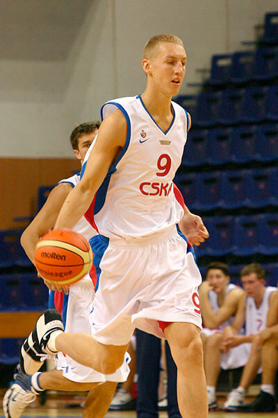 Ярослав Королев – единственный русский, выбранный в топ-15 драфта НБА. Считался сильнее Кириленко, но стал одним из худших пиков в истории