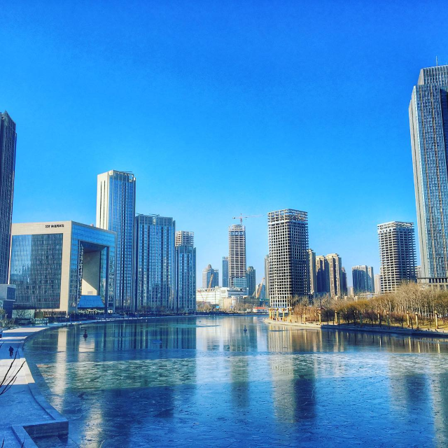 Чикаго это город в штате. Современная тюмень. Тюмень столица тюменской области. Видео как выглядит город. Видео как выглядит город.