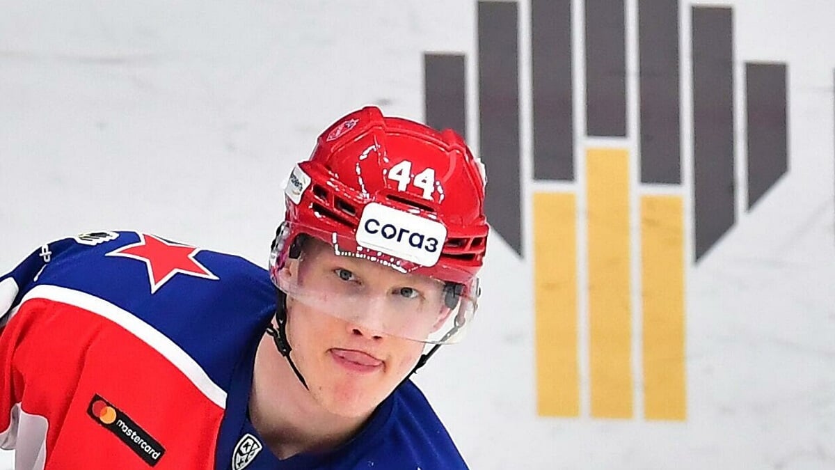 У Сошникова 0 голов в 7 матчах сезона. Форвард ЦСКА не забивает 27 игр подряд в КХЛ