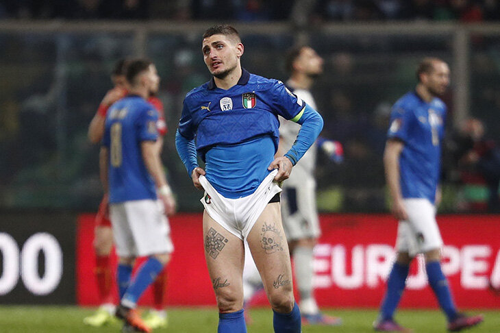 Все виды отчаяния Верратти, шок на каменном лице Манчини и другие страдания Италии после провала в отборе ЧМ
