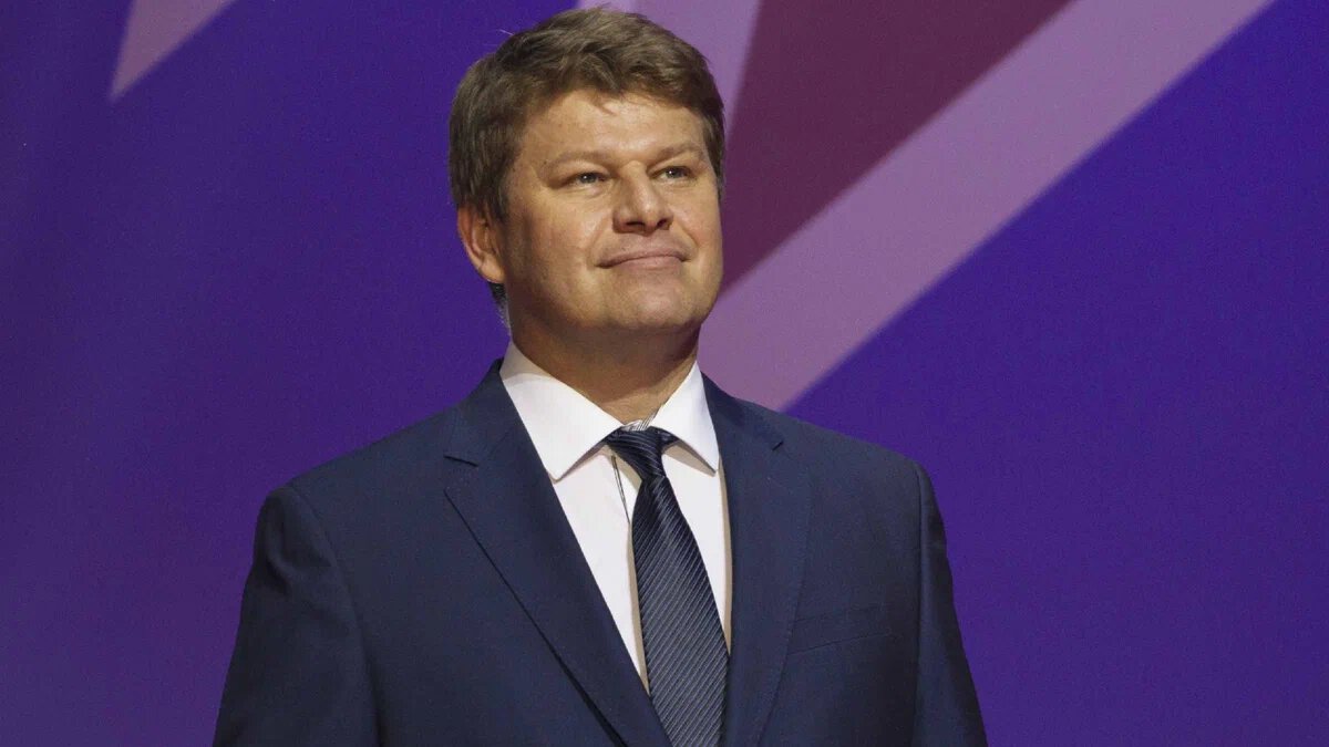 Дмитрий Губерниев: Вся Россия смотрит биатлон в отличие от хоккея, он страну объединяет. КХЛ уступает биатлону