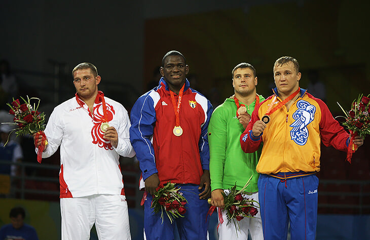 Король борьбы. Михаин Лопес 2008 Пекин. Михаин Лопес борец. Хасан Бароев олимпиада 2008. Хасан Бароев Лопез.