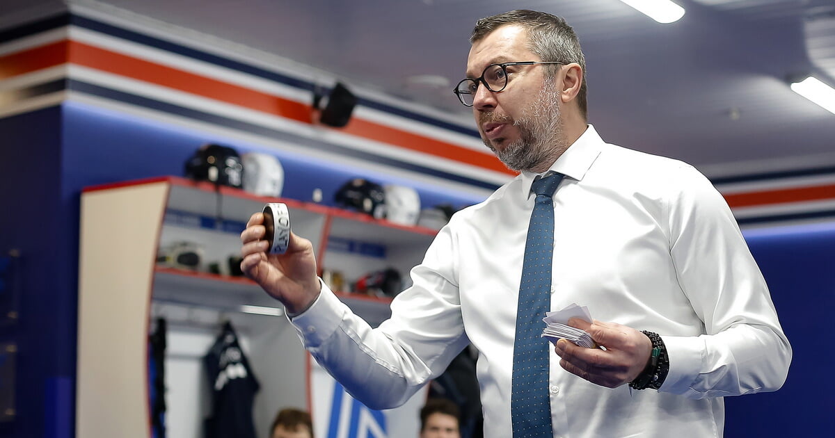 Воробьев о 2:5 с Ак Барсом: Начинать с 0:2 не очень. Ребята работали, но результат Магнитка подломала