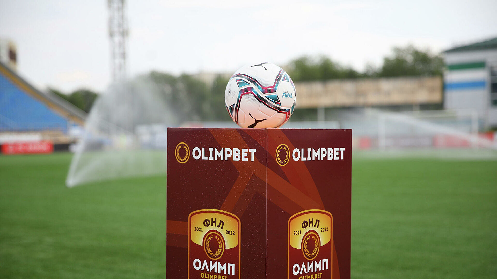 Журналист Егоров о заявлении РПЛ: Очень слабо. В ФНЛ играют со зрителями. Там на письма Роспотребнадзор отвечает