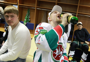 Игра за сборную России по хоккею на Евротуре дает возможность проверить силы - Ткачев