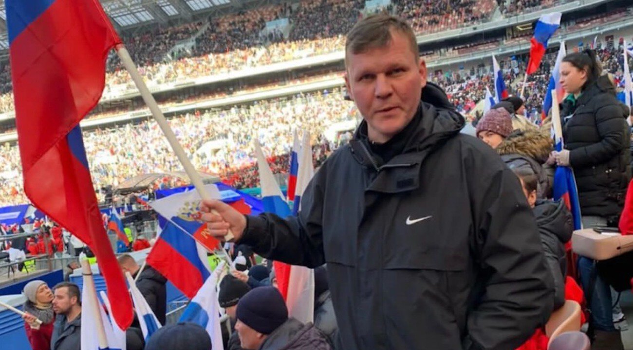 Соломатин о том, что футболисты не выражают позицию по СВО: Возможно, тешат себя надеждами, что мы будем снова играть в Европе. Они глубоко заблуждаю
