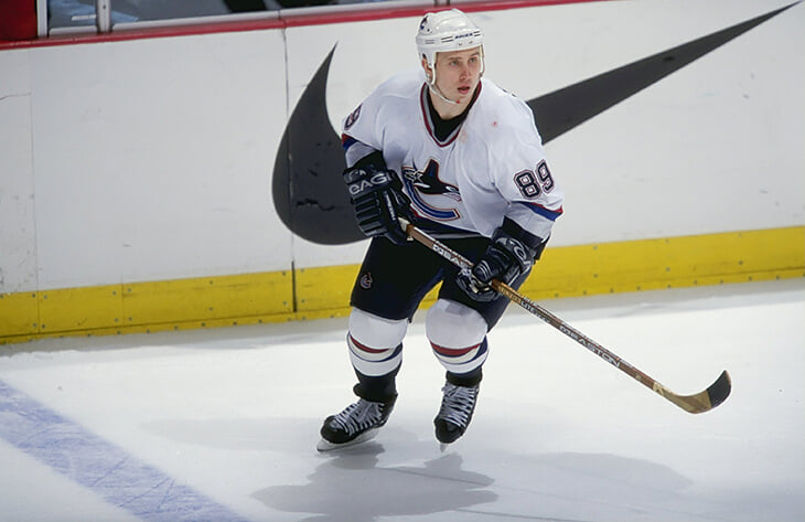 Какие контракты были у русских звезд НХЛ 90-х? Нашли некоторые из них и пересчитали с учетом инфляции rue3e7438041b