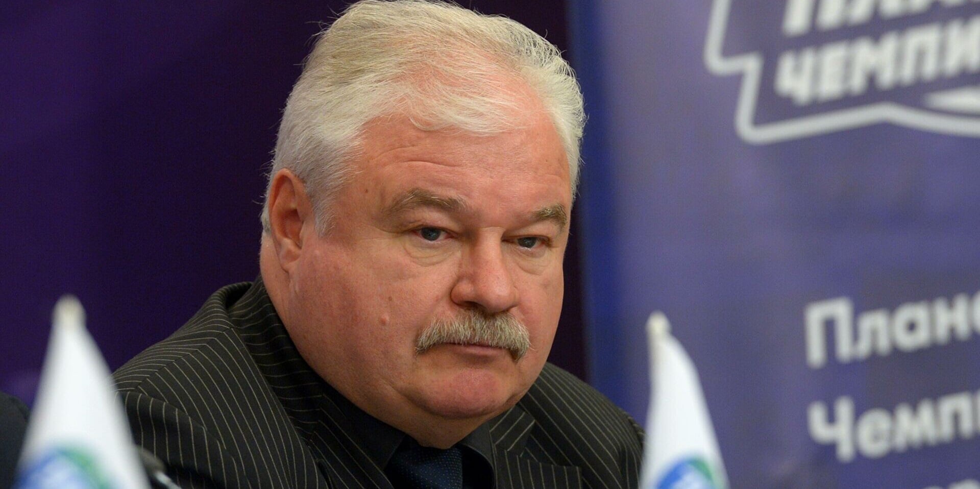 Владимир Плющев: Наши игроки всеми правдами и неправдами цепляются за НХЛ. А ведь в России не 90-е, в материальном плане все нормально