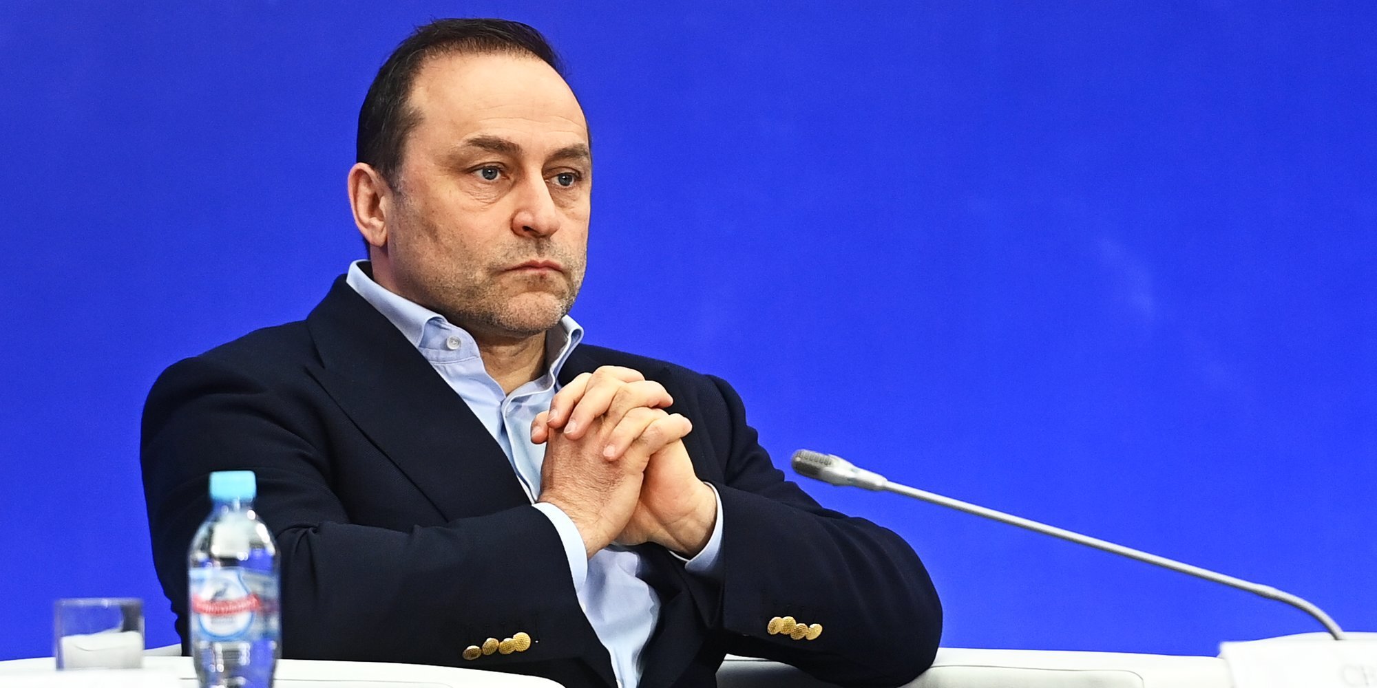 Депутат Свищев: Зачем показывать ЧМ без России Это неправильно. Кто маньяк и любит смотреть за другими командами, пусть смотрит в интернете