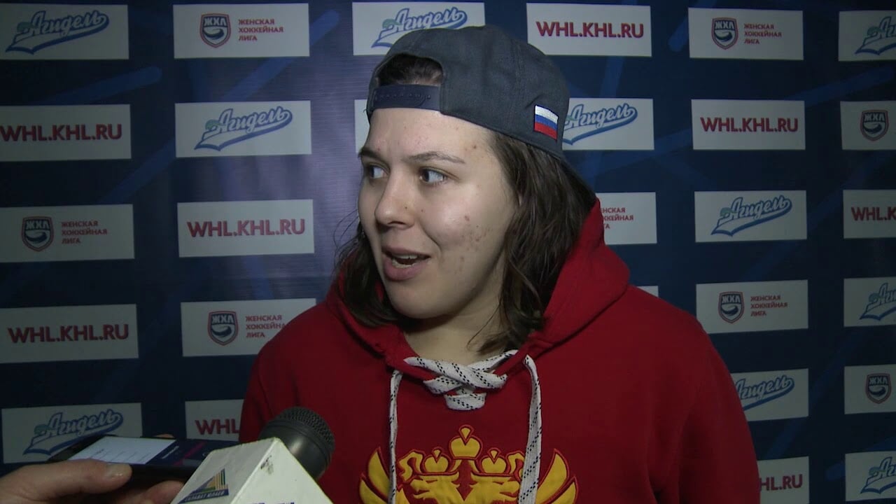 Сосина о 2:3 со Швейцарией: Побежали шайбы забрасывать, забыли про оборону. Я виновата, надо реализовывать моменты