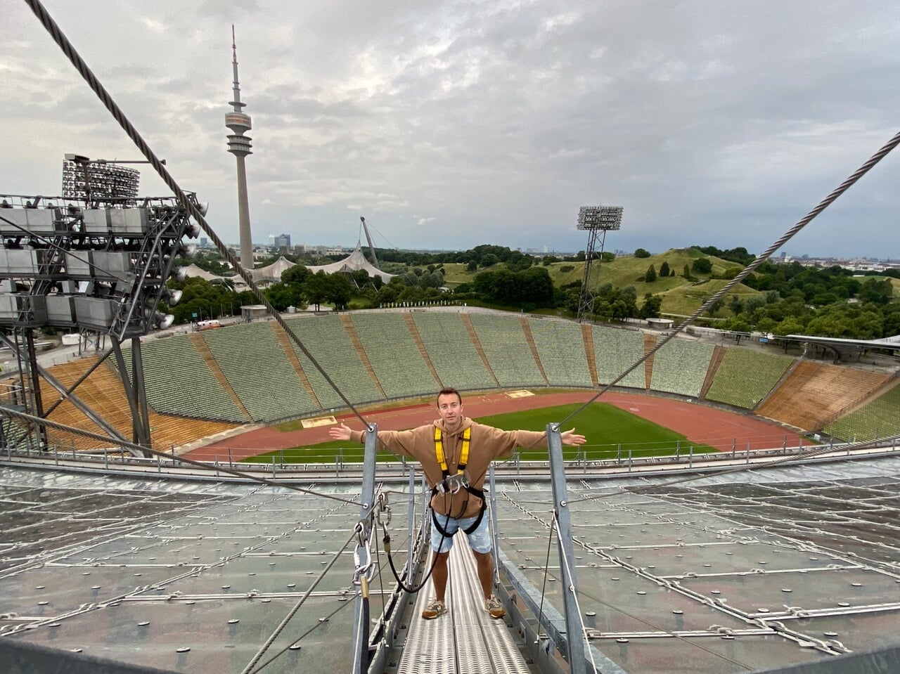 Я увидел Олимпийский парк Мюнхена – это чудо! Построили на свалке, не тронули часовню от русского эмигранта, помнят теракт на Играх-72