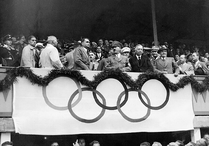 Говорят, Пьер де Кубертен был против политики в спорте. Хм, он поддерживал Гитлера и защищал его Олимпиаду до самой смерти