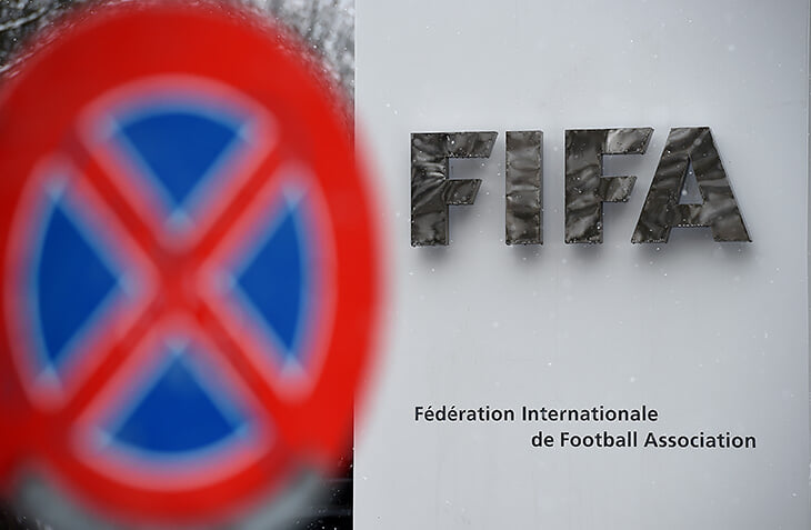 ФИФА запретит агентам брать больше 10% суммы трансфера. Это затронет хитрые схемы Райолы и Мендеша