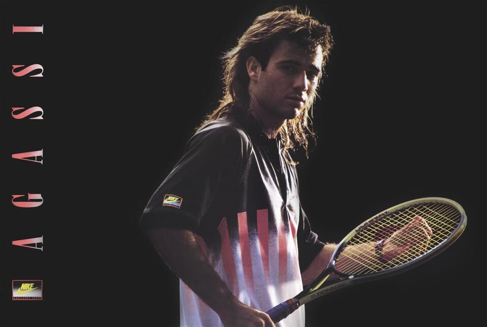 Nike одел теннисистов в вещи Агасси. 30 лет назад он рекламировал их с Red Hot Chili Peppers, и потом его считали помешанным на стиле