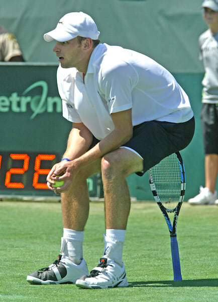 Федереру скоро 40, а он еще в топе и не хочет на пенсию. Его ровесники уже давно тренируют, гоняют в ралли и играют в гольф