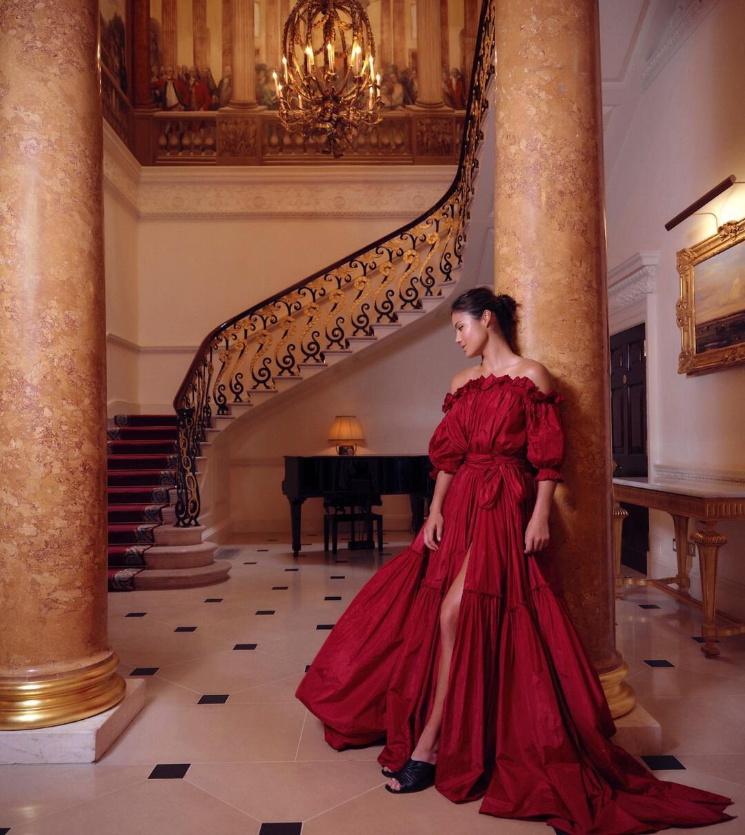 Радукану снялась в фотосессии для Dior