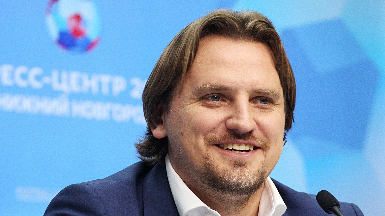 Булыкин о ролике АПЛ без россиян: Есть признаки дискриминации и расизма. Можно обратиться куда-то