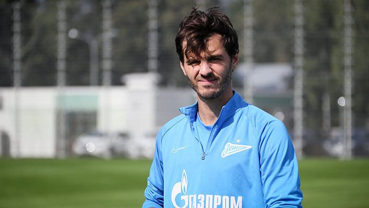 Ерохин лидирует в списке бомбардиров РПЛ вместе с Жемалетдиновым. У них по 3 гола