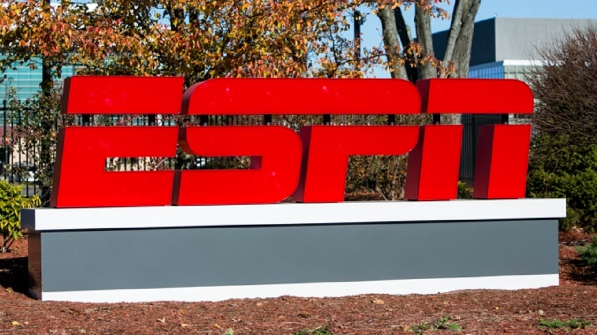 Вице-президент КХЛ: Наша телекартинка соответствует мировым стандартам. ESPN будет инвестировать в проект с целью сделать его популярнее