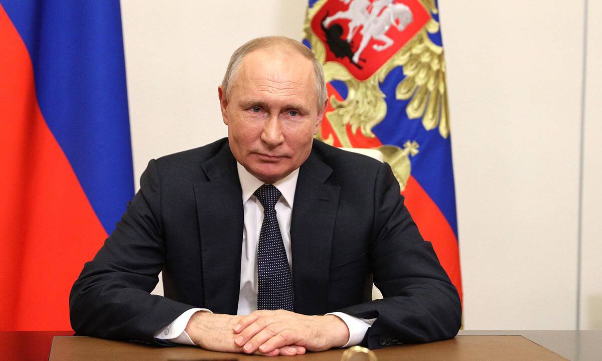Путин поздравил ЦСКА со 100-летним юбилеем: В красивой, напряженной борьбе вы неизменно демонстрируете блестящую подготовку, сплоченность, характер и
