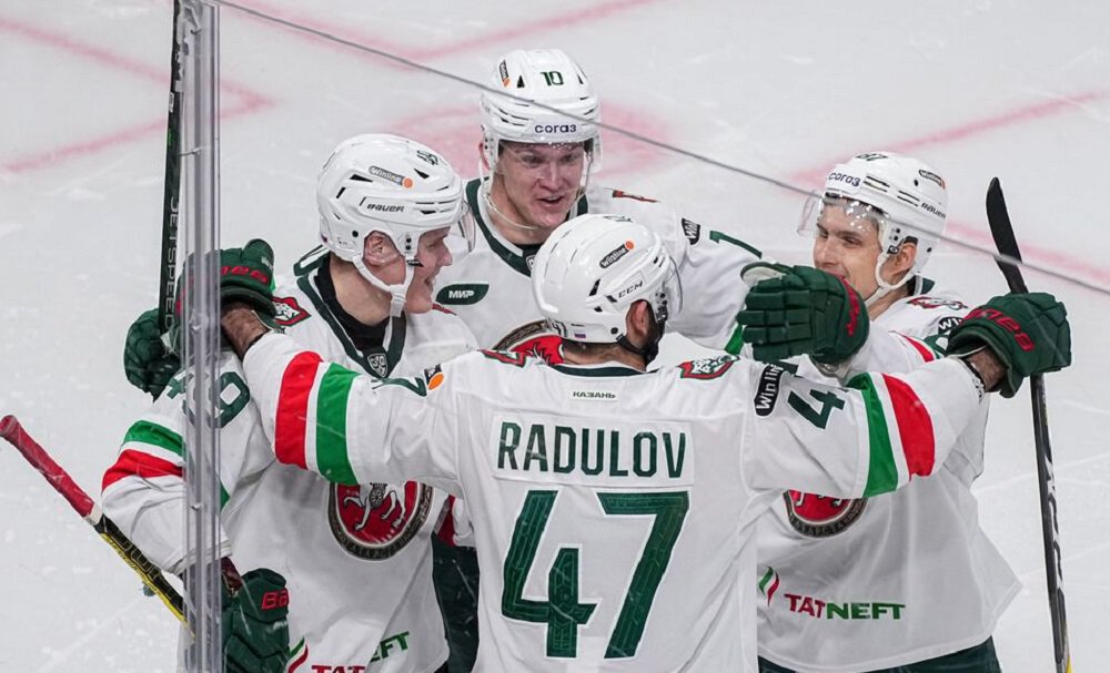 Ак Барс обыграл СКА (5:2). Команда Ротенберга проиграла 4 из 5 последних матчей