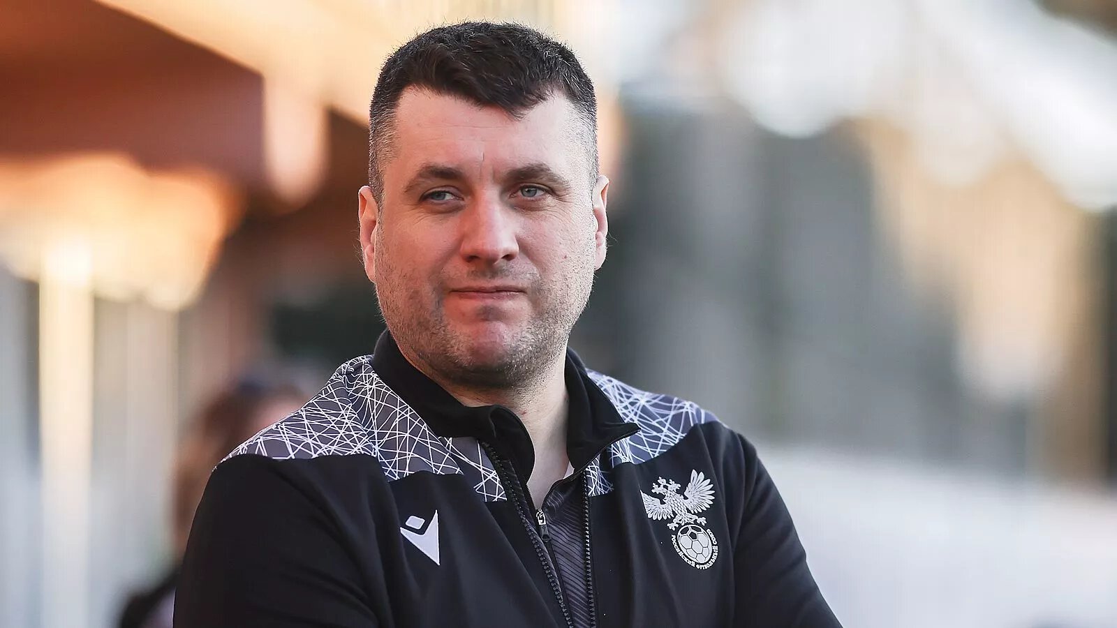 Глава судей РФС: Наши арбитры лучше наших игроков. При этом футболистом в России быть супер прекрасные условия благодаря лимиту