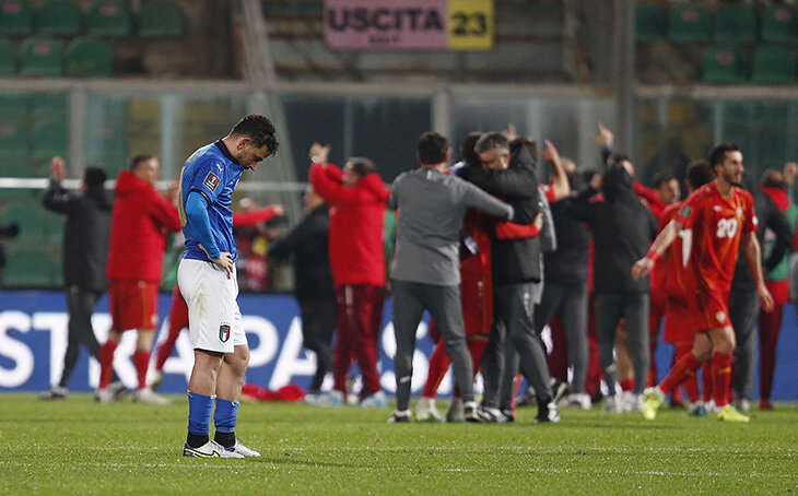 Все виды отчаяния Верратти, шок на каменном лице Манчини и другие страдания Италии после провала в отборе ЧМ