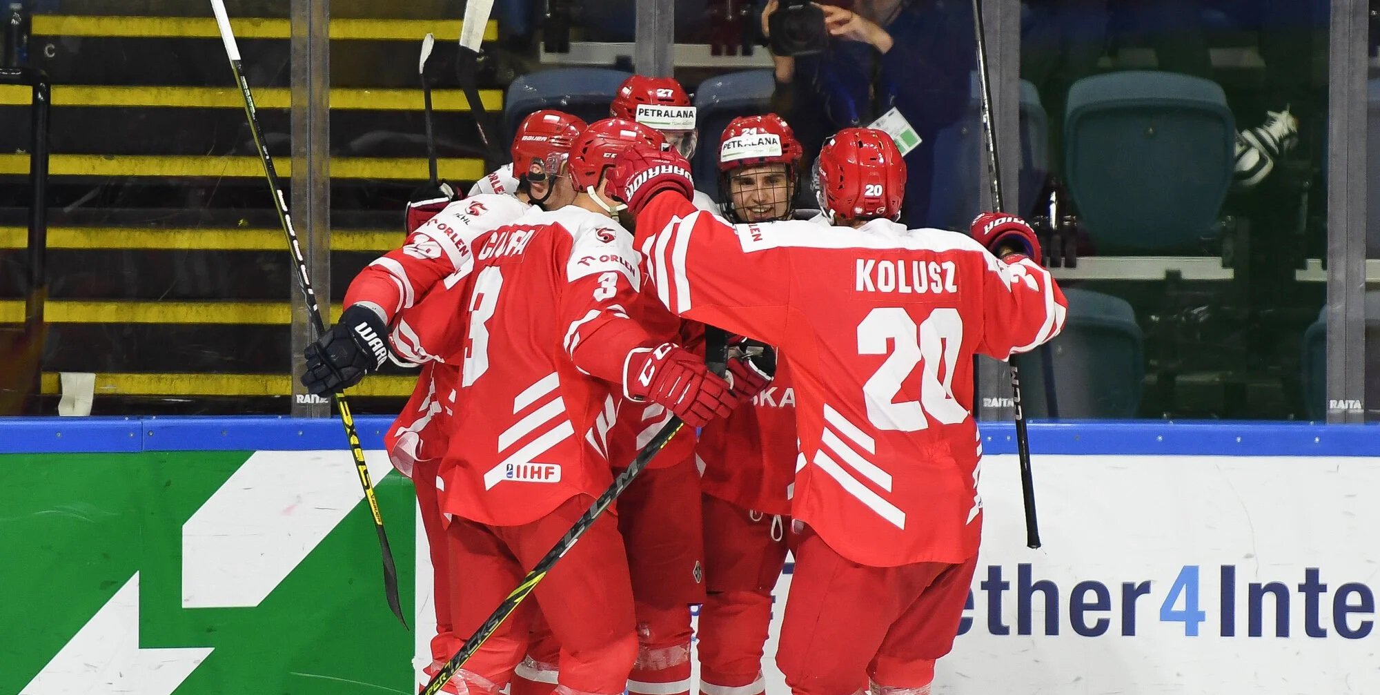 Польша сыграет в элитном дивизионе ЧМ по хоккею впервые с 2002 года. Дзюбиньски стал лучшим бомбардиром сборной на ЧМ-2023 в дивизионе 1А