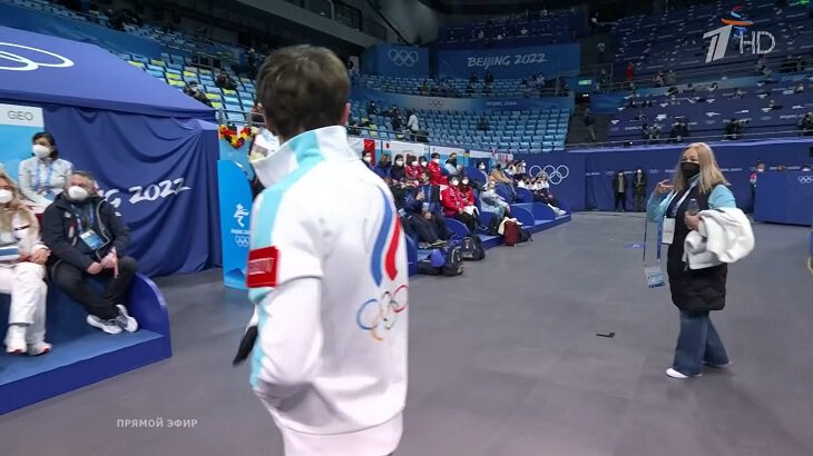 Кондратюк зажег всю сборную на старте командного турнира: танцевали толпой, а Валиева ставила Марку рожки 