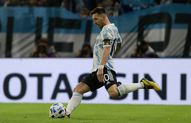 Ди Мария уже думает о прощании со сборной Аргентины – после гола и гениального паса на Месси. Кстати, у Лео те же мысли