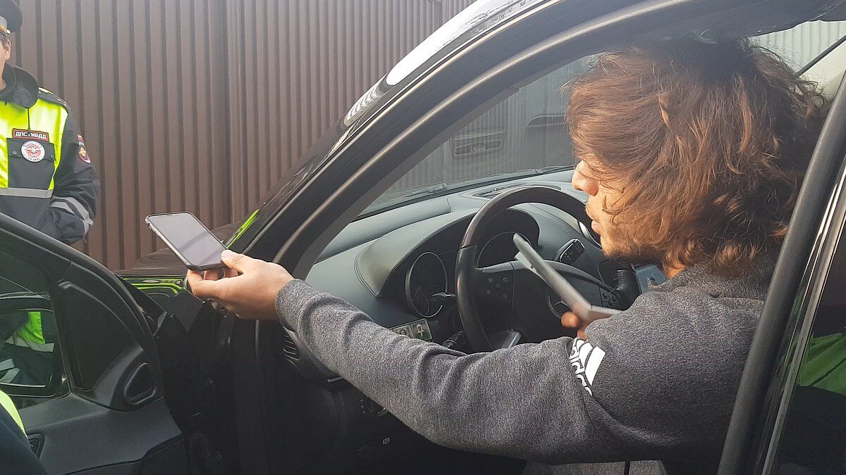 Тигиев о покупке Porsche у Жано: Мама привязала мои штрафы к своей карте. За месяц минус 250 тысяч