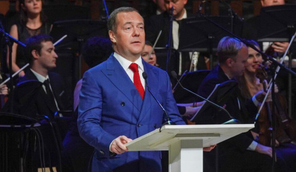 Дмитрий Медведев о переходе российского спорта в Азию: Почему нет Там, где уровень азиатской федерации высокий, надо переходить