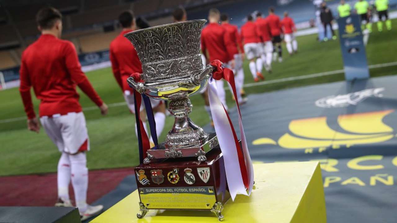Барса выиграла Суперкубок Испании, победив Реал 3:1. У Гави гол и 2 ассиста
