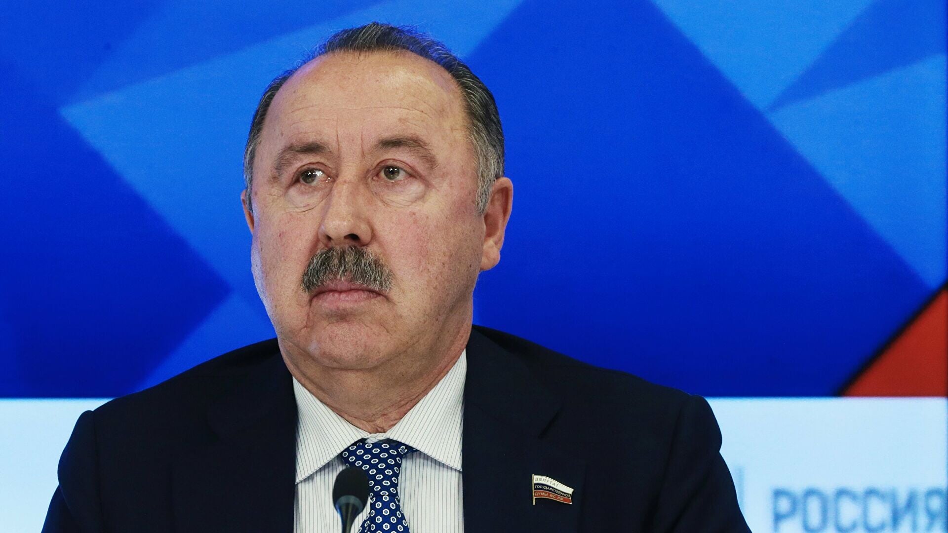 Газзаев о Карпине: Рад, что российский специалист будет тренировать сборную. Хочется, чтобы прекратили разговоры о назначении иностранца