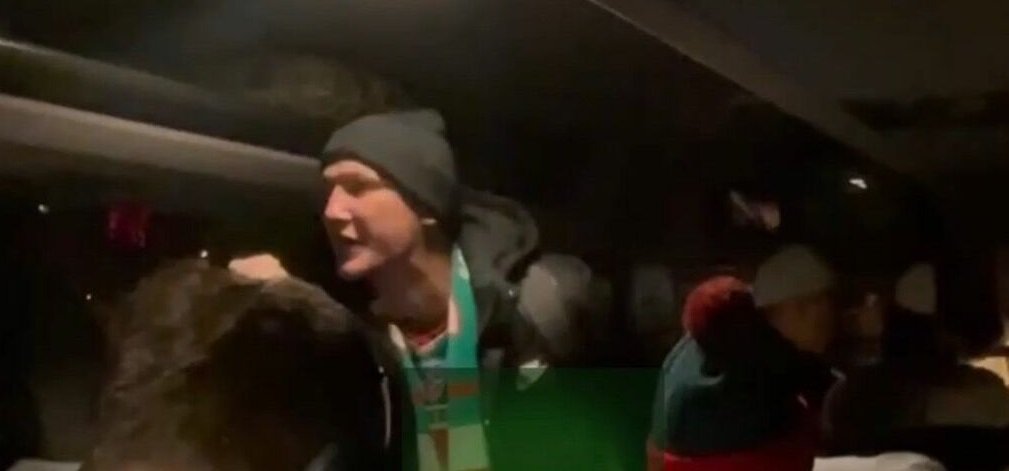 Знарок о речи болельщика в автобусе Ак Барса: Я впустил фаната. Там были сказаны хорошие слова. Это здорово было