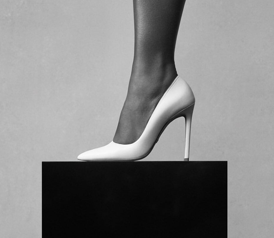 Серена Уильямс теперь посол люксовых туфель. Не только за деньги, но и за идею