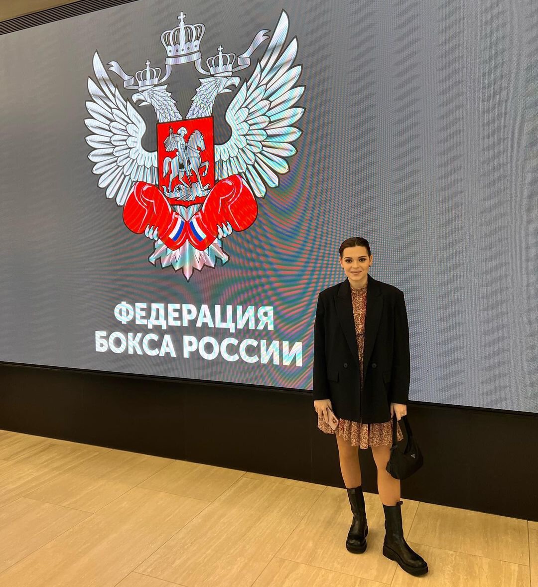 Сотникова посетила открытие центра бокса и самбо в Москве: Осталась неравнодушна. Боксом начала увлекаться еще в 2016-м