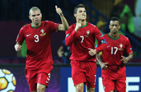 фото, Евро-2012, сборная Нидерландов по футболу, Сборная Португалии по футболу