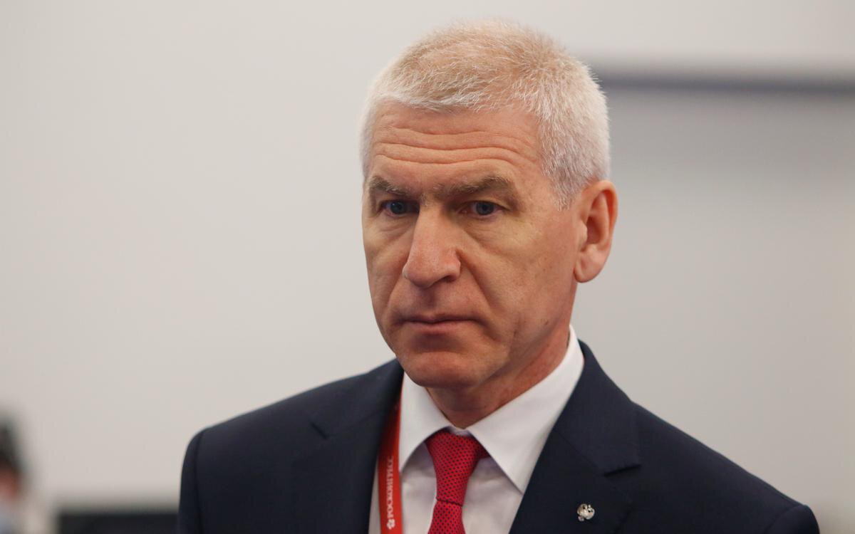 Министр спорта РФ Матыцин о футболе: Надо создать конкуренцию внутри страны. Сжигать мосты с Европой нельзя