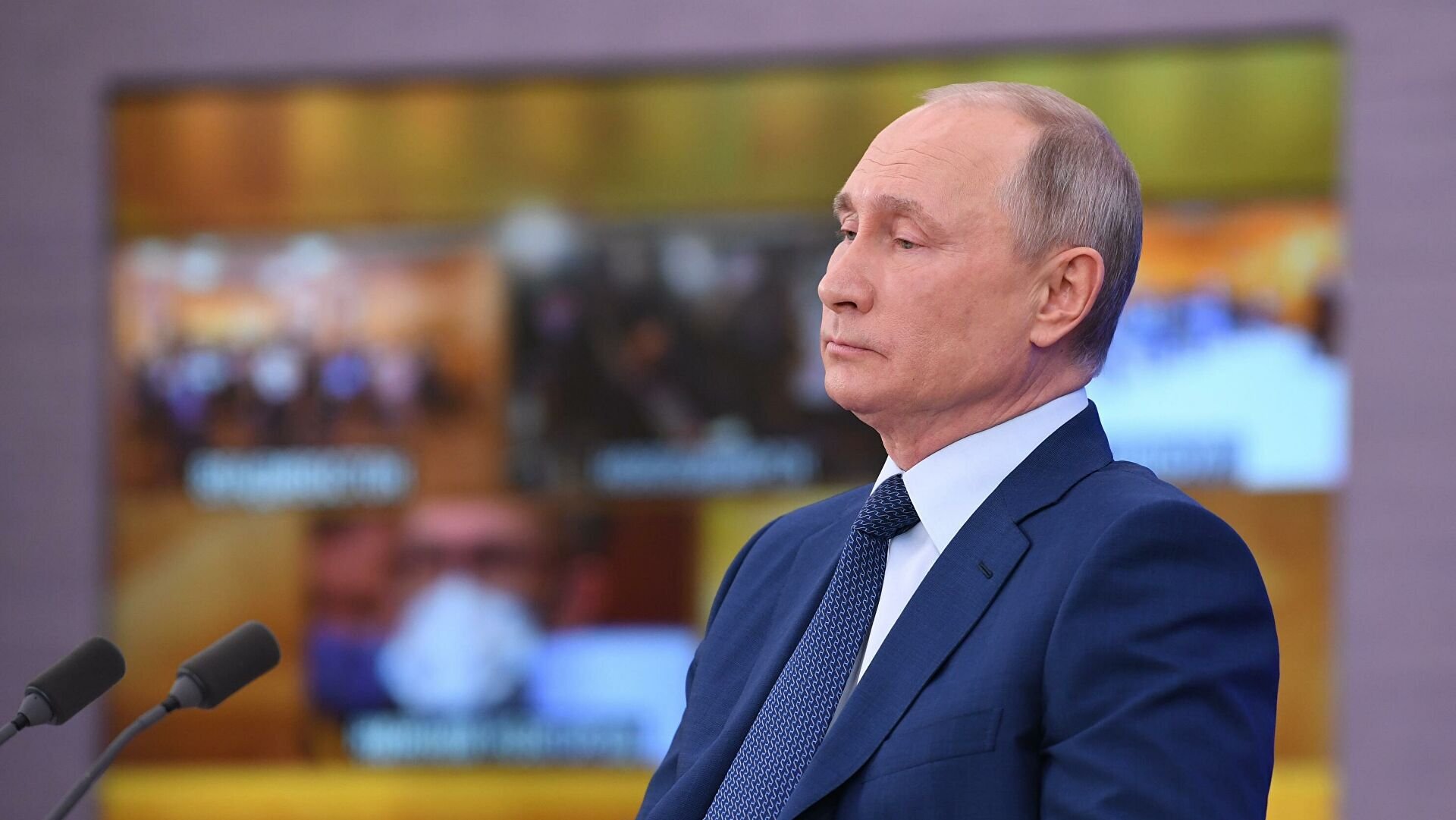 Поручение Путина о Fan ID, ЦСКА и Локомотив сыграют 7-й матч, Месси хочет вернуться в Барсу, победа Поршнева, убытки Челси и другие новости